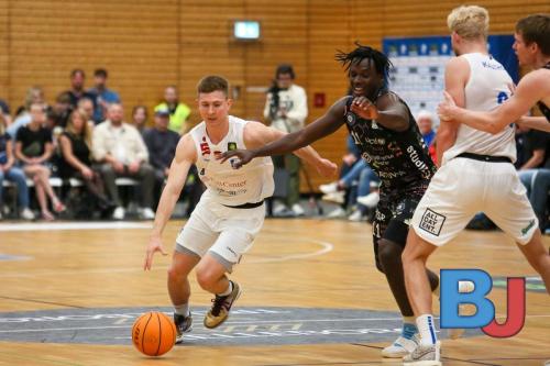 VfL SparkassenStars Bochum gegen WWU Baskets Muenster