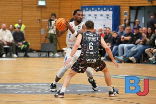 VfL SparkassenStars Bochum gegen WWU Baskets Muenster