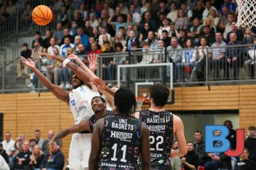 VfL SparkassenStars Bochum gegen WWU Baskets Muenster